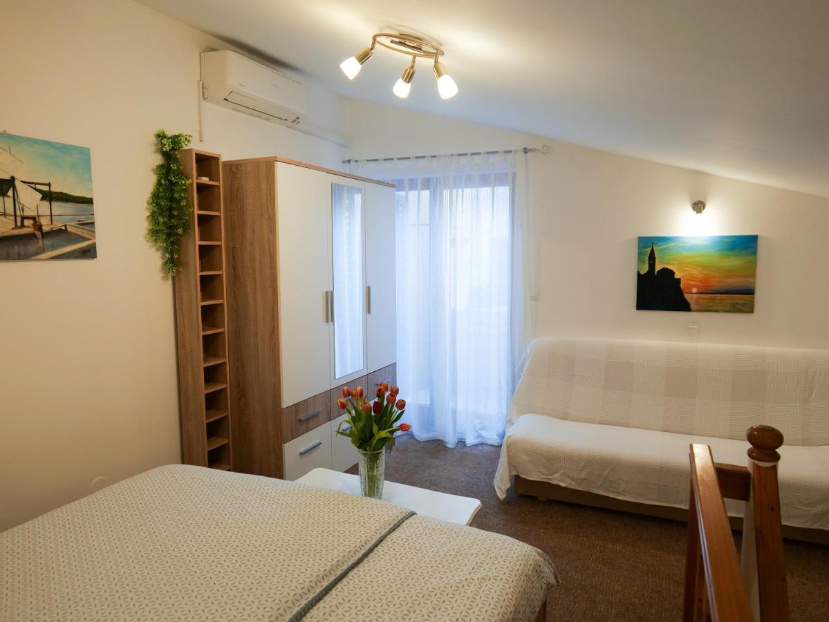 & Irena Apartment Piran